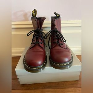 Doc Marten Boots (1460 Smooth Leather Lace Up)